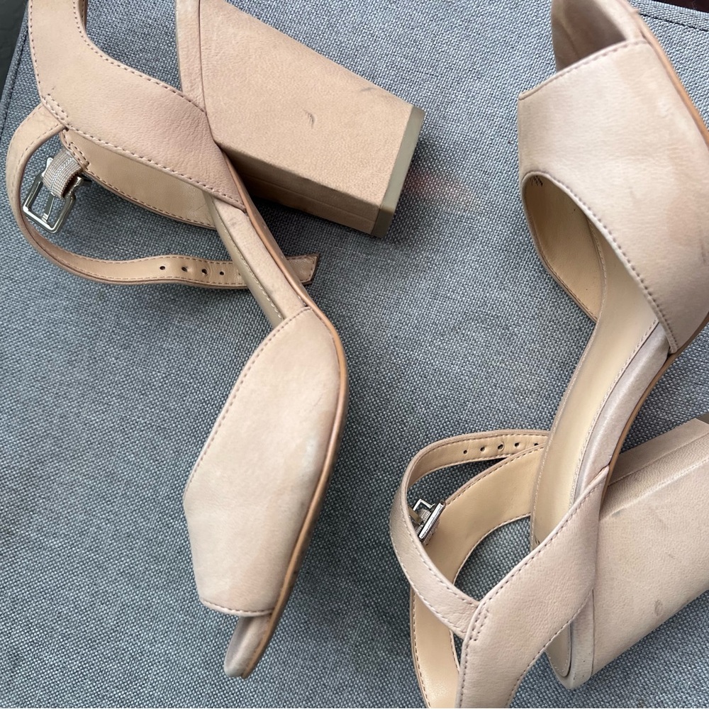 GB higher heel sandals